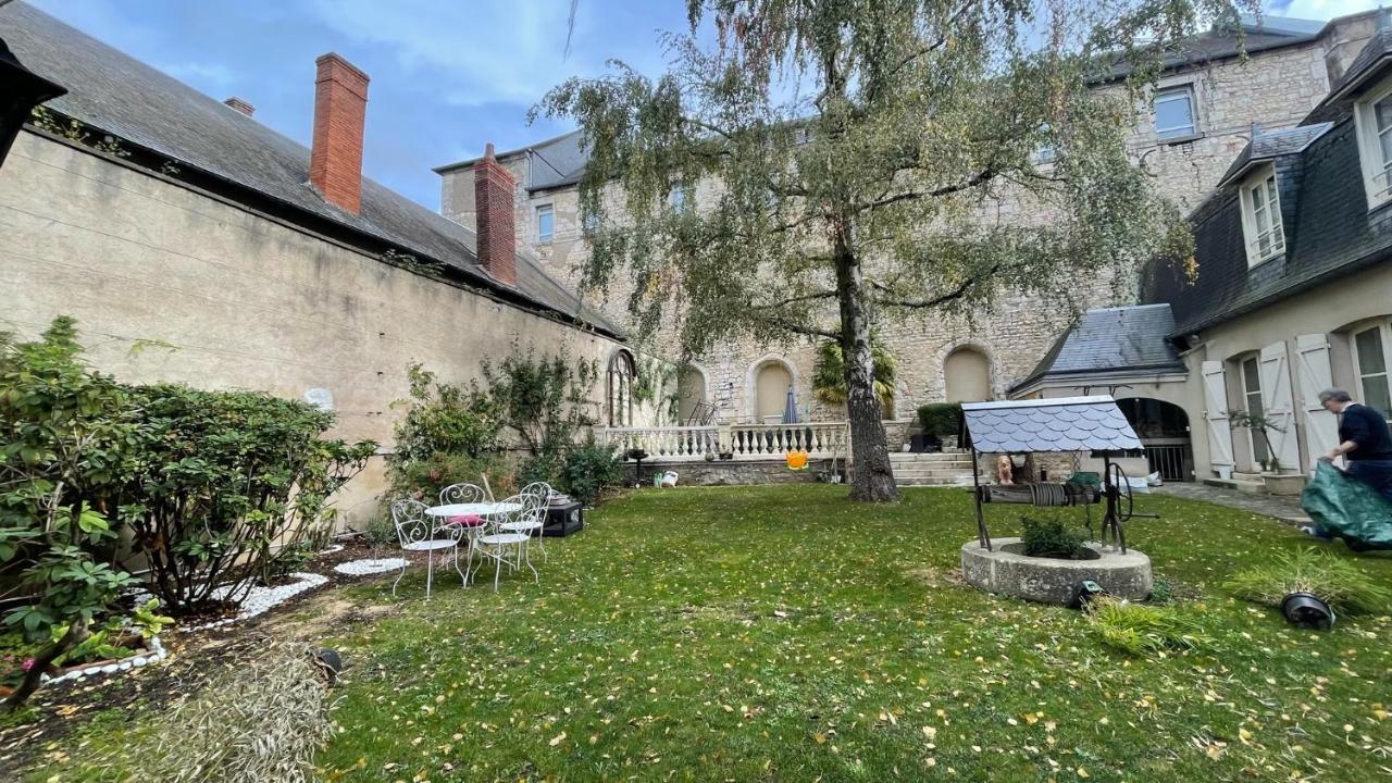 Au Puits De L'Abbaye Bourges Exterior foto